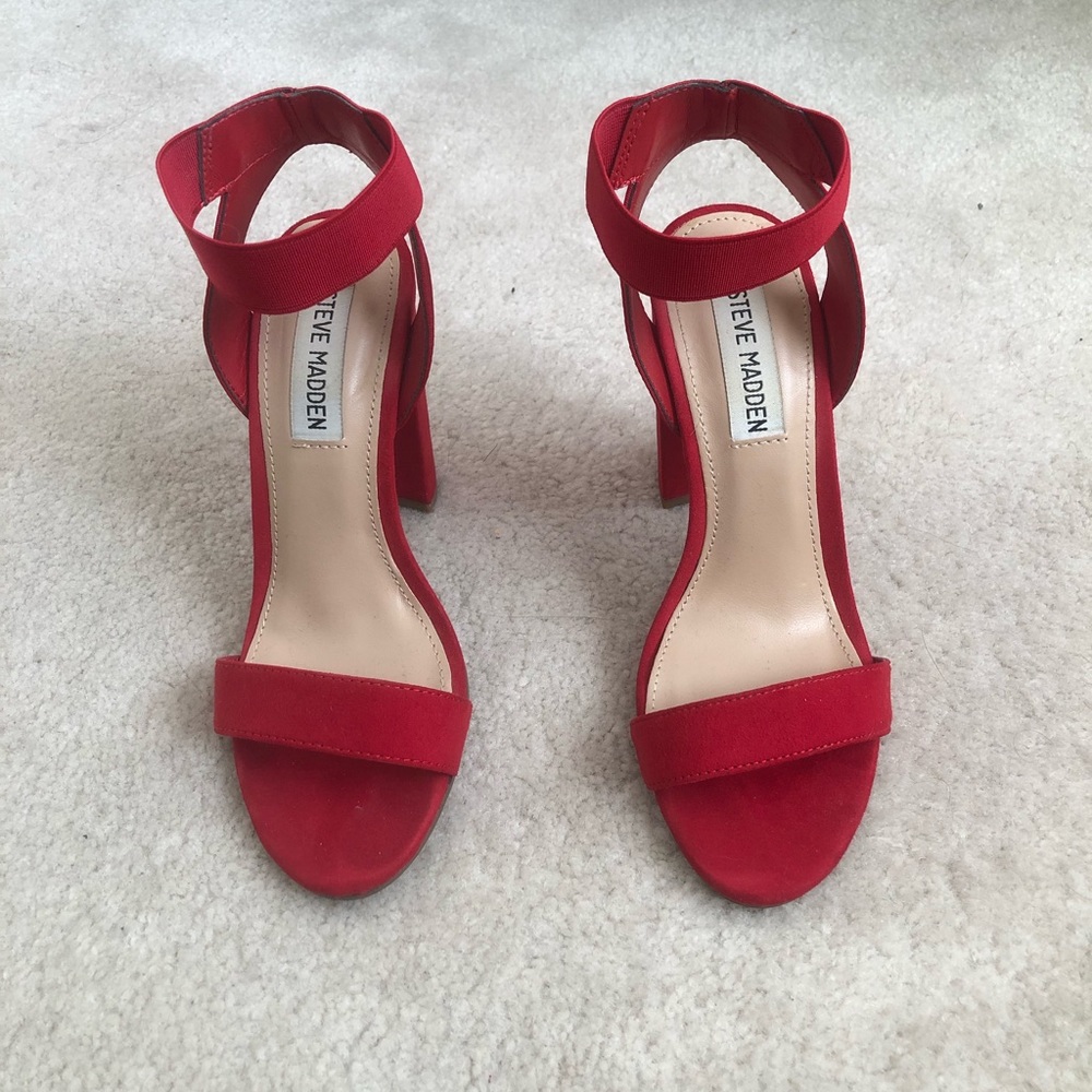 Steve Madden- 4” Heels